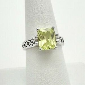 🍸{Lia Sophia} Appletini Ring💚